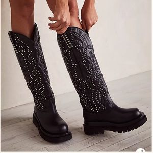 FREE PEOPLE x JEFFREY CAMPBELL Black Studded Space Cowgirl Boots Platform Shoe